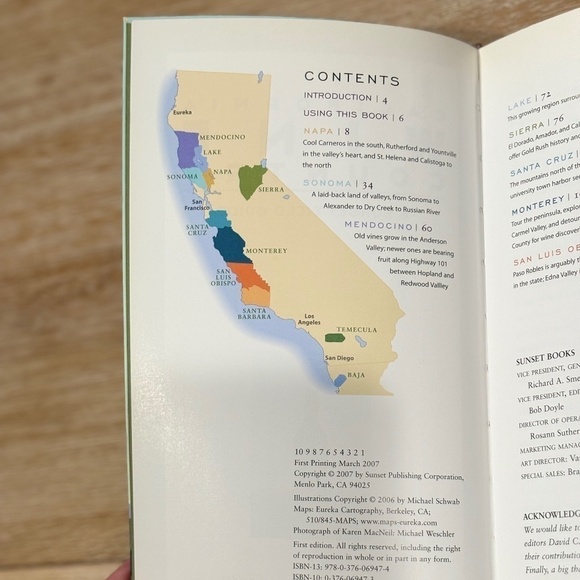 Wine Lover's Book Collection, Set of 4 Collector Edition Books - Picture 7 of 16